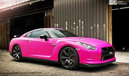 Pembe Lux Otomobiller 2015