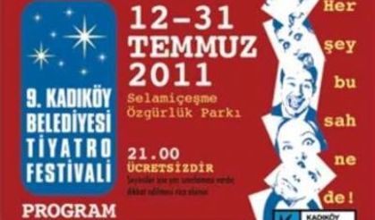 Kadıköy'de Yıldızlar Altında Tiyatro Keyfi Başlıyor Açık havada tiyatro keyfi bir başka...  