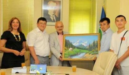 Kırgız Öğrencilerden Başkan Çelikbilek’e Ziyaret 