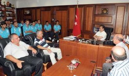 Tuzlaspor’dan Başkan Yazıcı’ya teşekkür ziyareti