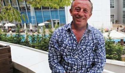 ALİ AĞAOĞLU: KRİZ YOK SİYASİLER TAKTİK YAPIYOR