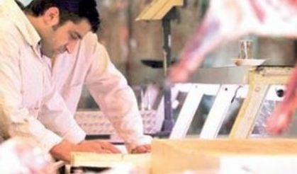 Karkasta kilo fiyatı 15 liraya dayanan ette sektör ‘zam kavgasına’ tutuştu...