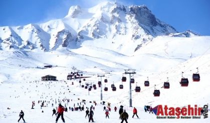 ERCİYES’TE KAR BEREKETİ