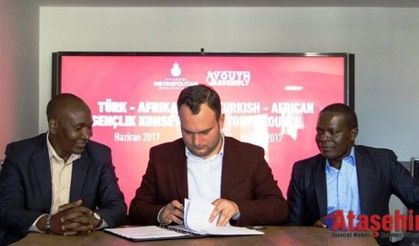 Türk- Afrika Gençlik Konseyi İçin İmzalar Atıldı