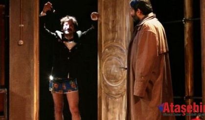 “DasDas”ta Tiyatro ve Müzik Rüzgarı Esmeye Devam Ediyor