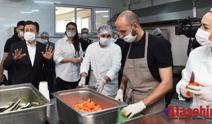 Ünlü şefler, Tuzla Belediyesi’nin mutfağına girdi