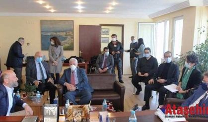 AB BÜYÜKELÇİSİ VE BERABERİNDEKİ HEYET ADALARII ZIYARET ETTİ