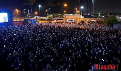 ÜSKÜDAR HAREM MEYDANINDA 100 BİN KİŞİLİK DEV KONSER!