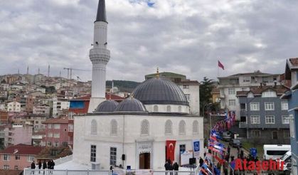ÜSKÜDAR CAMİLERİYLE GÜZEL!