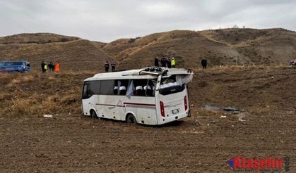 İstanbul'dan Çorum’a cenazeye giden midibüs kaza geçirdi: 29 yaralı