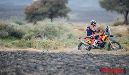 Dakar Rallisi 4. Etapta Red Bull Rüzgarı Esti