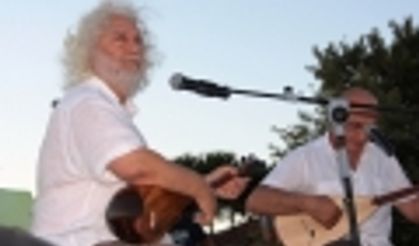 Erkan Oğur – İsmail Hakkı Demircioğlu’dan Kaz Dağları’na Konserle Destek 