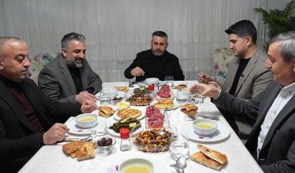 Başkan Adıgüzel, Eski Muhtar Fazlı Sarısoy’un İftarına Konuk Oldu