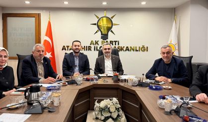 AK Parti Ataşehir’de "Kararlılık" Vurgusu: Haftalık Yönetim Toplantısı Gerçekleşti