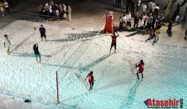 Çankırı'da Tuz Üzerinde Kıyasıya Futbol Mücadelesi Devam Ediyor