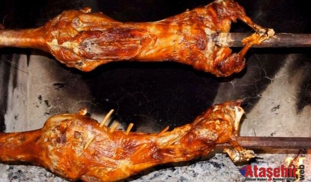 Kargı Panayırında Yaklaşık 12 Ton Sırık Kebabı Tüketildi