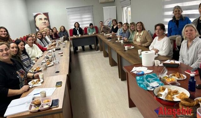 Ataşehir Kent Konseyi Kadın Meclisi’nde Kadınların Gücü Konuşuldu