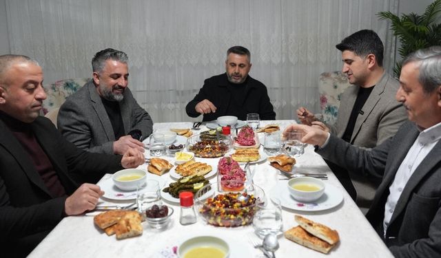 Başkan Adıgüzel, Eski Muhtar Fazlı Sarısoy’un İftarına Konuk Oldu
