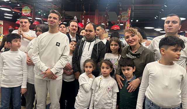 Ataşehir’de Gönül Köprüsü: 200 Otizmli Aile İyilik Sofrasında Buluştu!