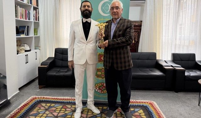 Akif Manaf’a "Barış için İnsanlık Ödülü"