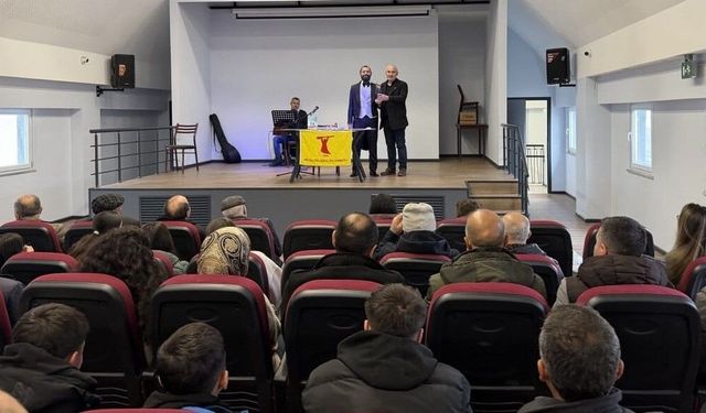 Akif Manaf’a Bir Ödül de İstanbul’dan