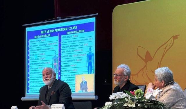 "Mutluluğu Yaşamak" Paneline Dev Katılım