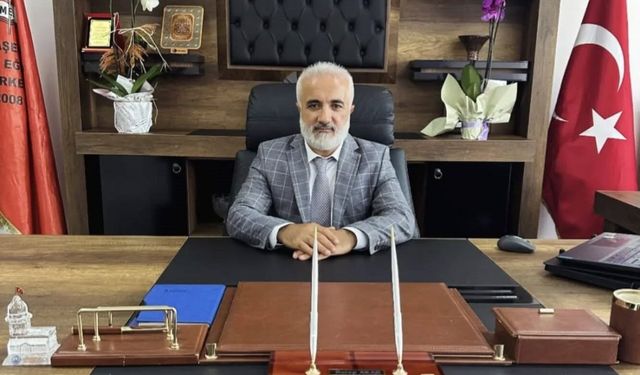 ATAŞEHİR HALK EĞİTİMİ MERKEZİ MÜDÜRÜ RECEP AKAR’DAN YIL SONU MESAJI!