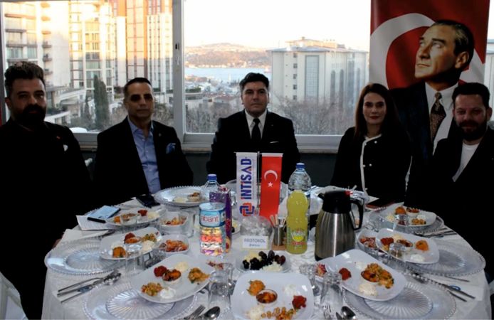 İNTİSAD, ŞEHİT VE GAZİ AİLELERİYLE İFTARDA BULUŞTU