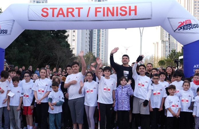 Ataşehir’de Tarihi Gün: 1200 Sporcu "İyiliğe" Koştu!