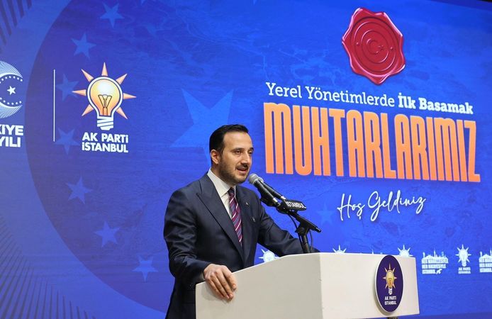 AK Parti İstanbul İl Başkanlığı Muhtarlarla Buluştu