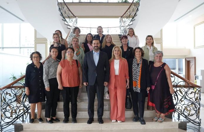 Yeni Parti Ataşehir Kadın Kolları’ndan Başkan Vekili Murat Güneş’e Ziyaret