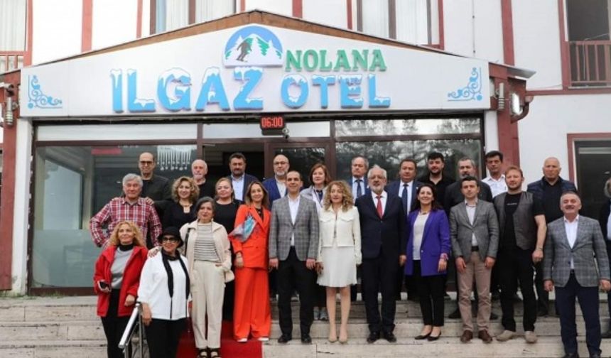 Çankırı'da "Uluslararası Çankırı-Ilgaz Nolana Sanat Çalıştayı" sergisi düzenlendi.