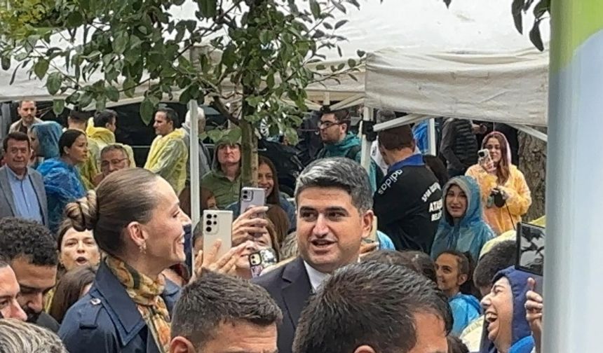 Milli Voleybolcu Eda Erdem’in ismi, Ataşehir’de bir parka verildi.