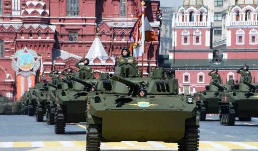 Rus Savaş Makinaları, 2015