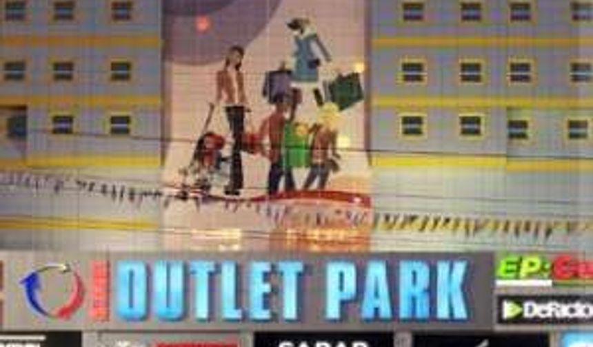 İstanbul Outlet Park Alışveriş Merkezi