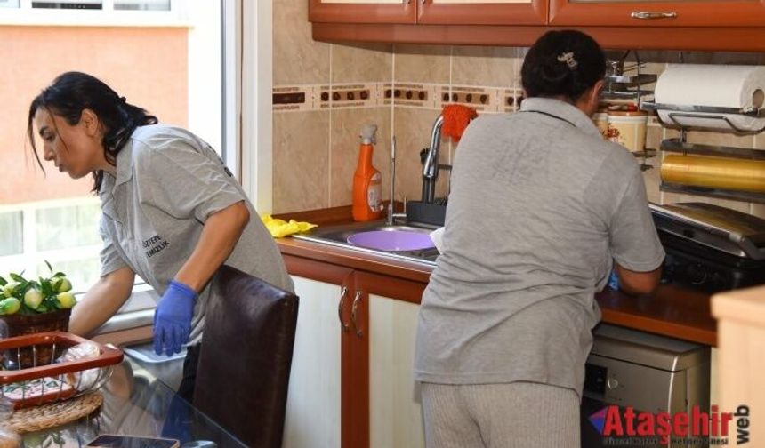 Kadıköy Belediyesinden: Yaşlılara Güler Yüzlü Hizmet