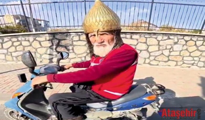 Denizli’de İlginç Görüntü: Kask Yerine Miğferle Motosiklet Kullandı