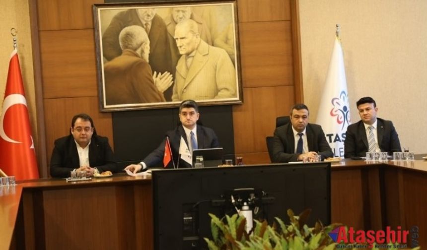 Ataşehir’de "Hizmet" Zirvesi: Başkan Adıgüzel Çözüm İçin Düğmeye Bastı