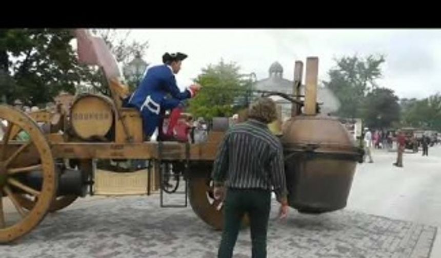 Buharla Çalışan Otomobil Gördünüz mü