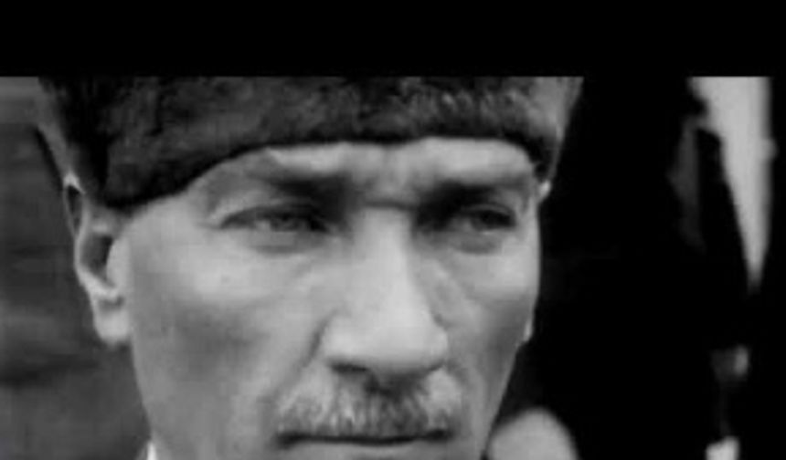 Ekrem İmamoğlu'nun 10 Kasım için okuduğu şiir duygulandırdı