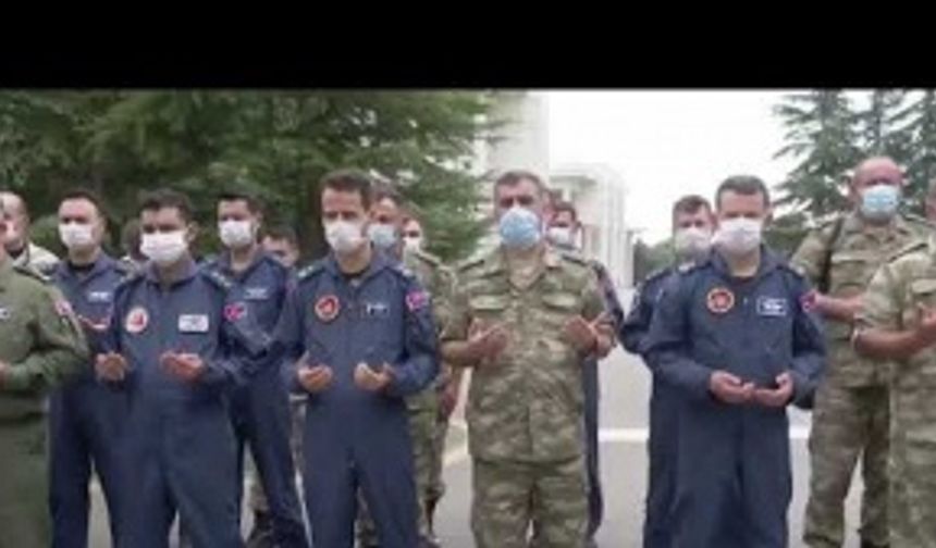 TurAz Kartalı Tatbikatında Türk ve Azeri Askerleri Arasında Bayramlaşma 2020