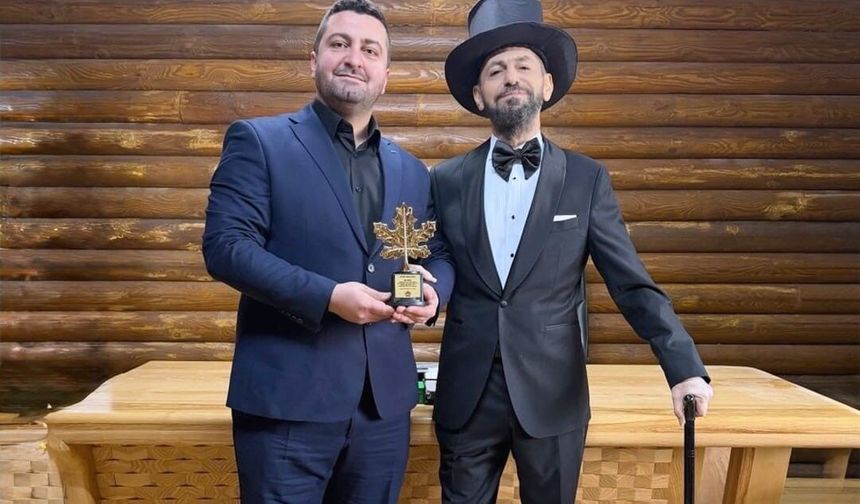 Akif Manaf’a Bir Ödül de Doğadan: "Doğayla Barış Ödülü" Verildi!