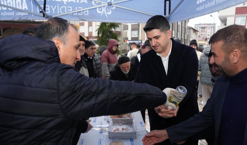 Başkan Adıgüzel’den Kesintisiz Bayram Mesaisi: "Gönül Köprüleri Kuruyoruz"