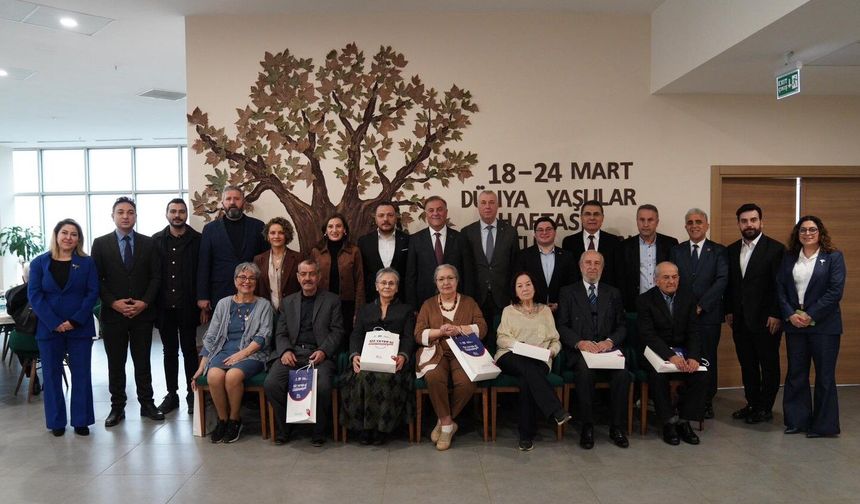 İBB HUZUREVİ’NDE KAHVALTILI BAYRAMLAŞMA