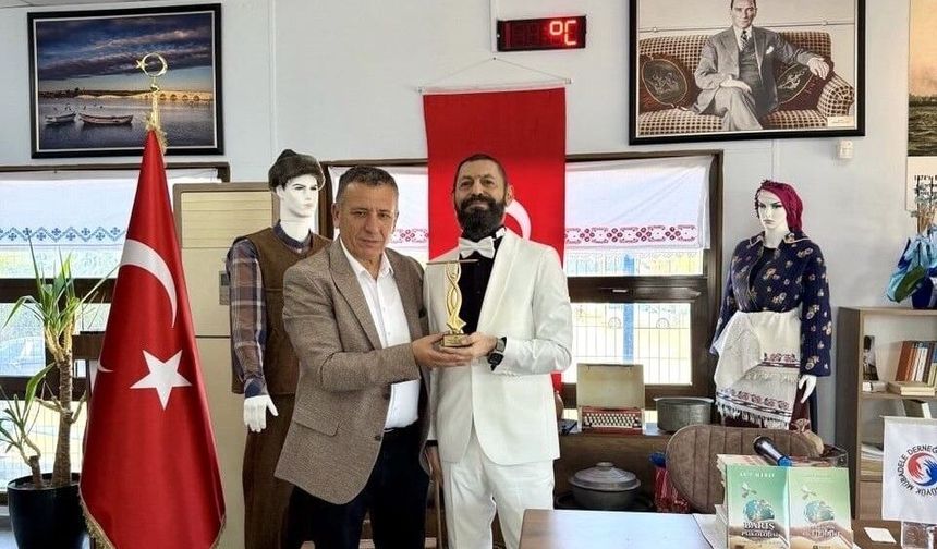 Akif Manaf’a Bir Büyük Ödül Daha