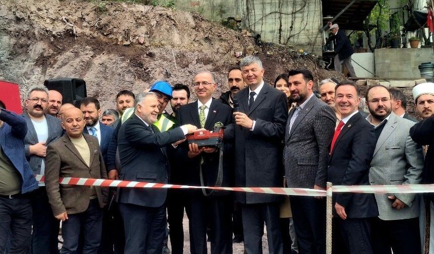 Ataşehir’de İlknur Camii’nin Temeli Atıldı