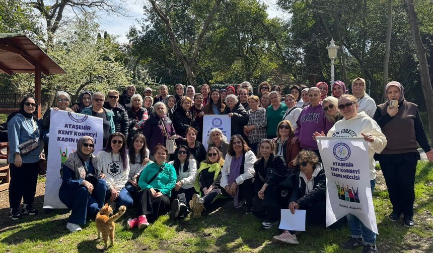 Ataşehirli Kadınlar Baharı Hıdiv Kasrı’nda Karşıladı: Doğada Dayanışma Yürüyüşü!