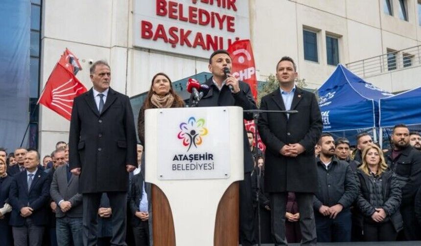 Ataşehir’de Binlerce Vatandaş Onursal Adıgüzel İçin Meydanda!