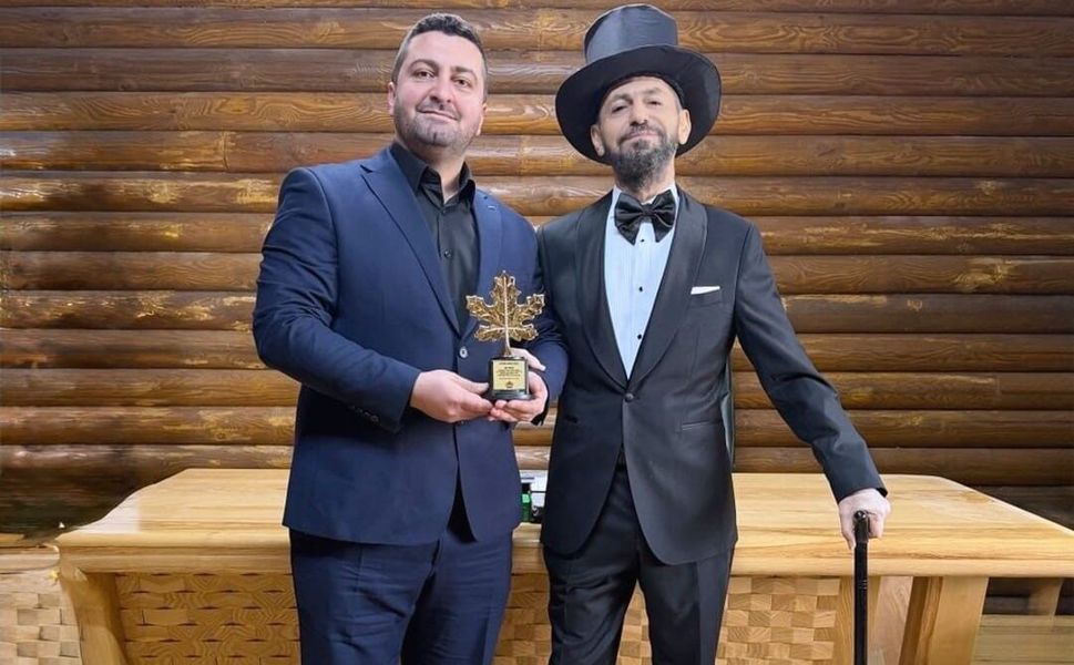 Akif Manaf’a Bir Ödül de Doğadan: "Doğayla Barış Ödülü" Verildi!