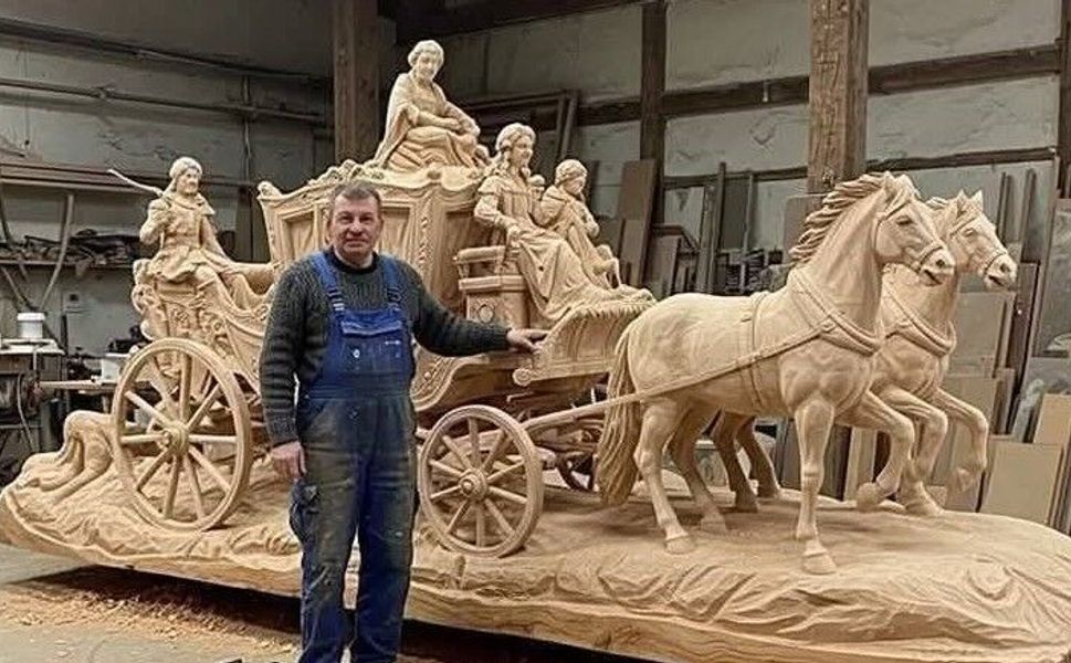 Mobilya Ustası Ali Sümer’den Görenleri Hayran Bırakan Sanat Eseri!